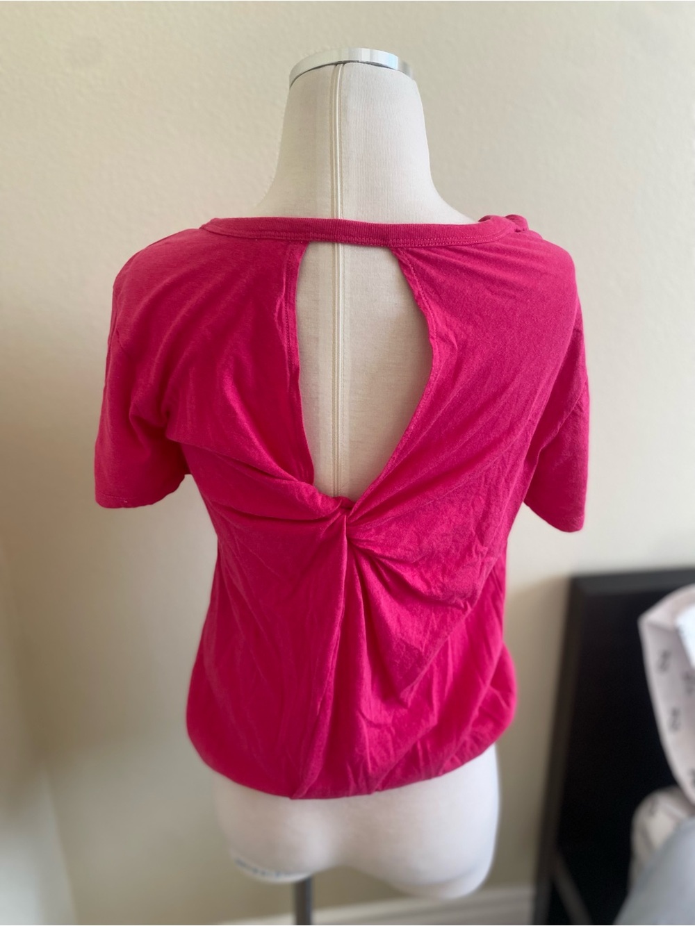bp Open-Back Twist Short Sleeve Top - Hot Pink